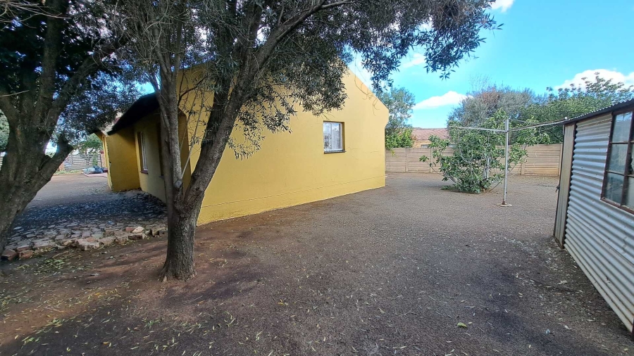 3 Bedroom Property for Sale in Lourierpark Free State